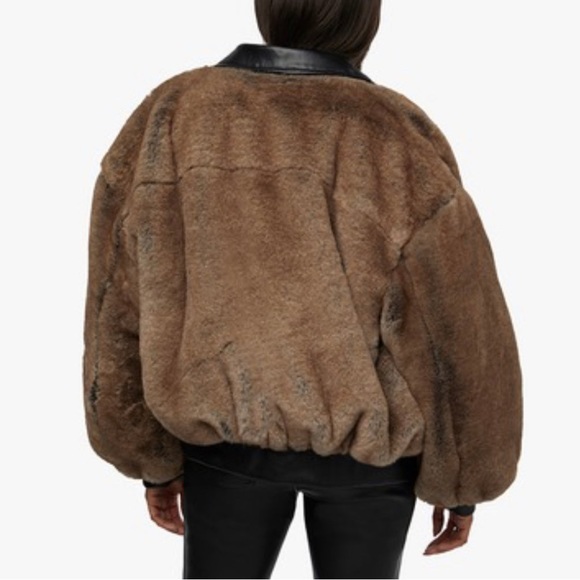 NWT WeWoreWhat faux fur bomber jacket, size Large. - Picture 3 of 11